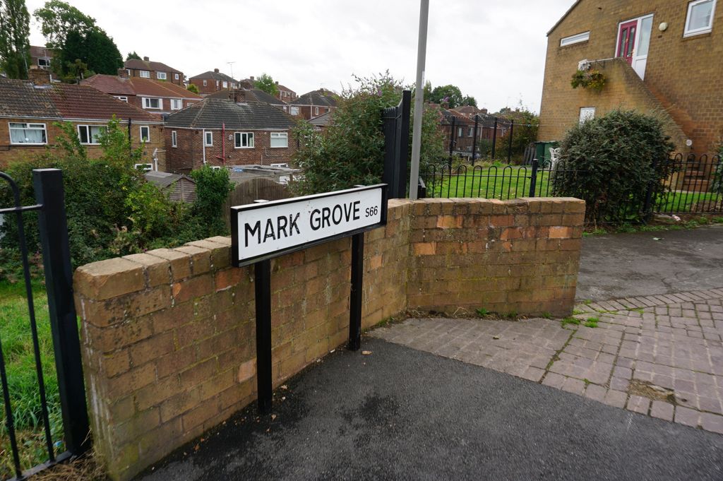 Mark Grove, Wickersley