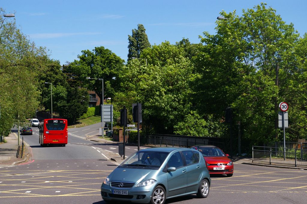 Looking up Hendon Lane from the A1 Great North Way