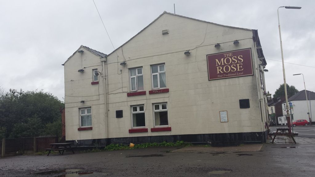 The Moss Rose, Kearsley