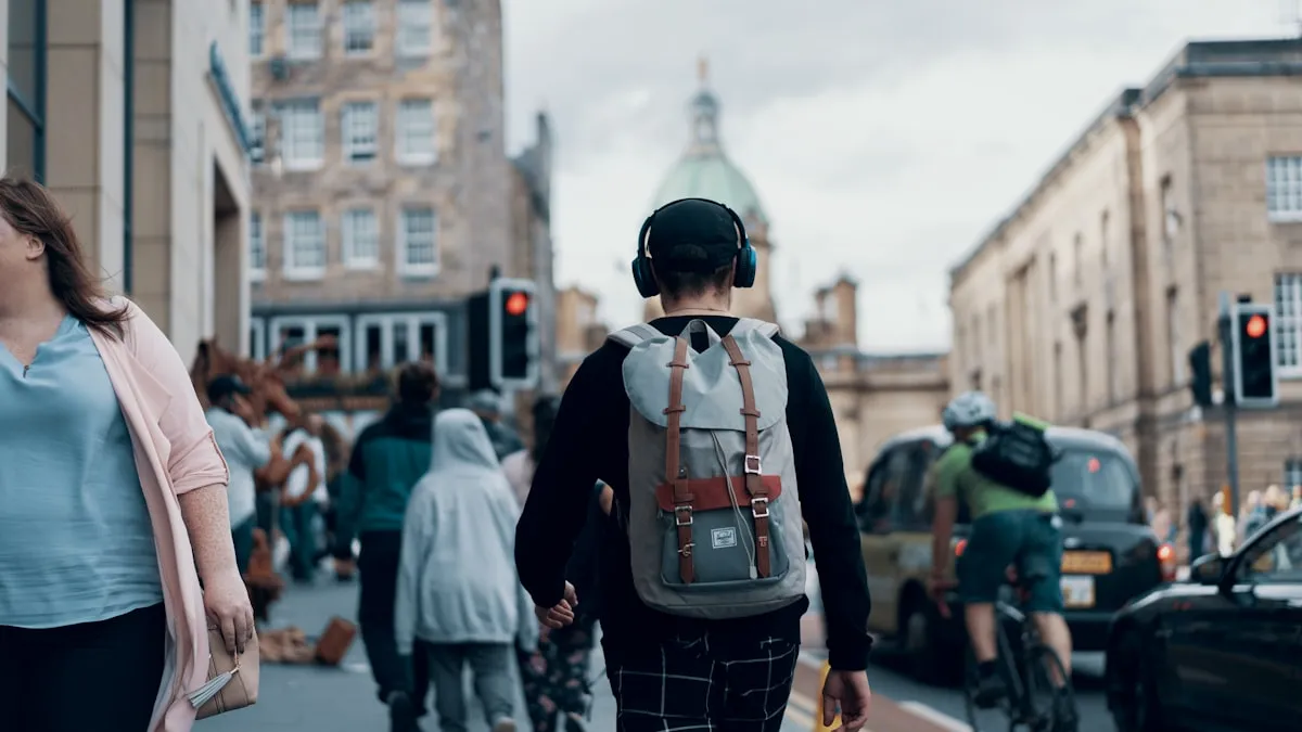 How do audio tours actually work?