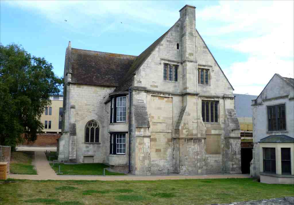 Gloucester Audio Tour: A Timeless Journey Through Landmarks and Legacies