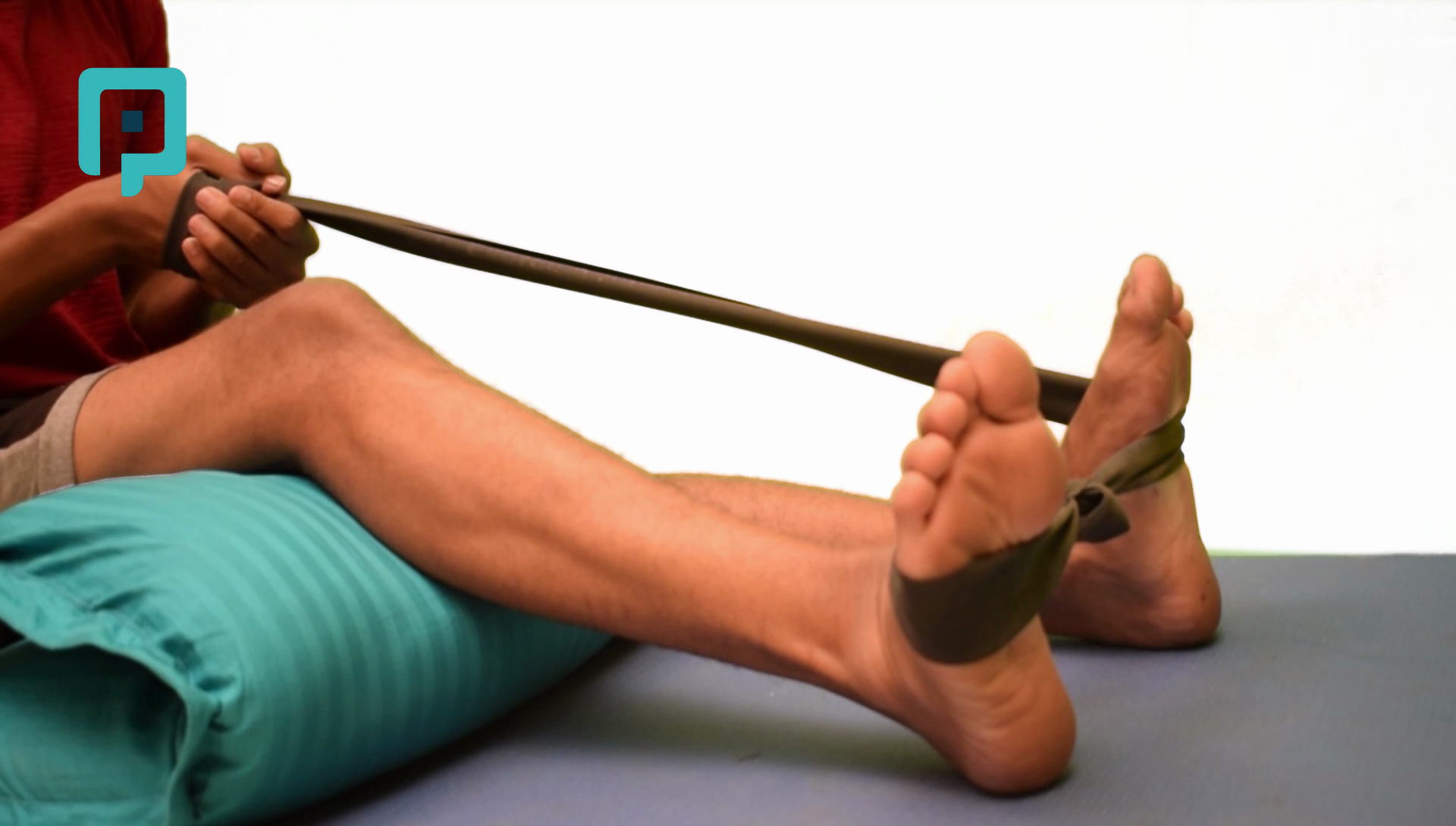 ankle eversion with resistance band in knee flexion - beginner Lower Body exercise