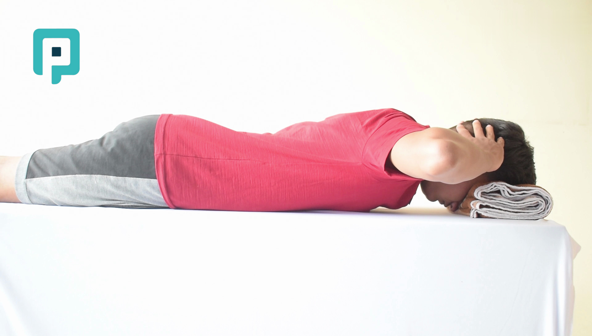 prone chicken wing - beginner Trunk exercise