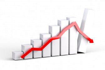 Lowest mortgage rate dips below 5% but average repayments are up – Rightmove