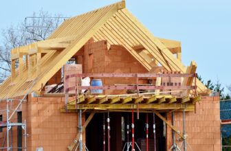 Construction insolvencies rise as cost pressures mount