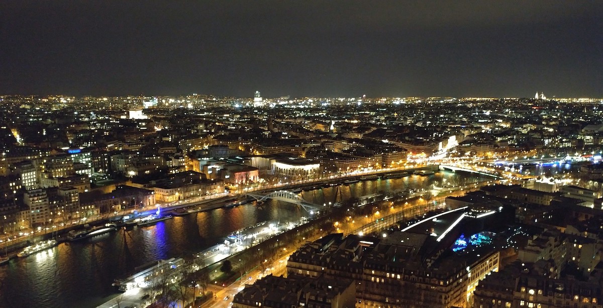 Nuit Blanche déroule sa programmation le long de la Seine entre le 3 et 4 juin / © Deadmanjones (Flickr - Creative commons)