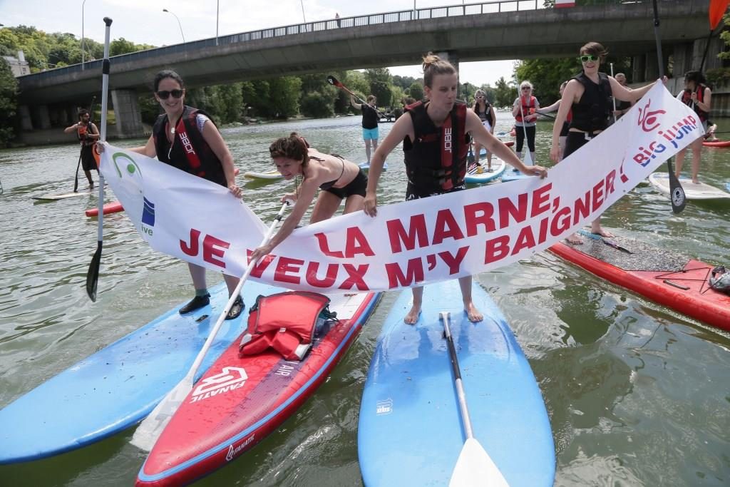 Mobilisation citoyenne à l’occasion de l’évènement européen annuel du Big Jump 2016 / © Marne Vive