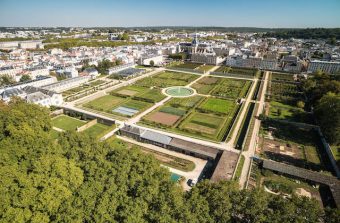 Explorez Versailles sous un autre jour avec la Biennale d’architecture et de paysage