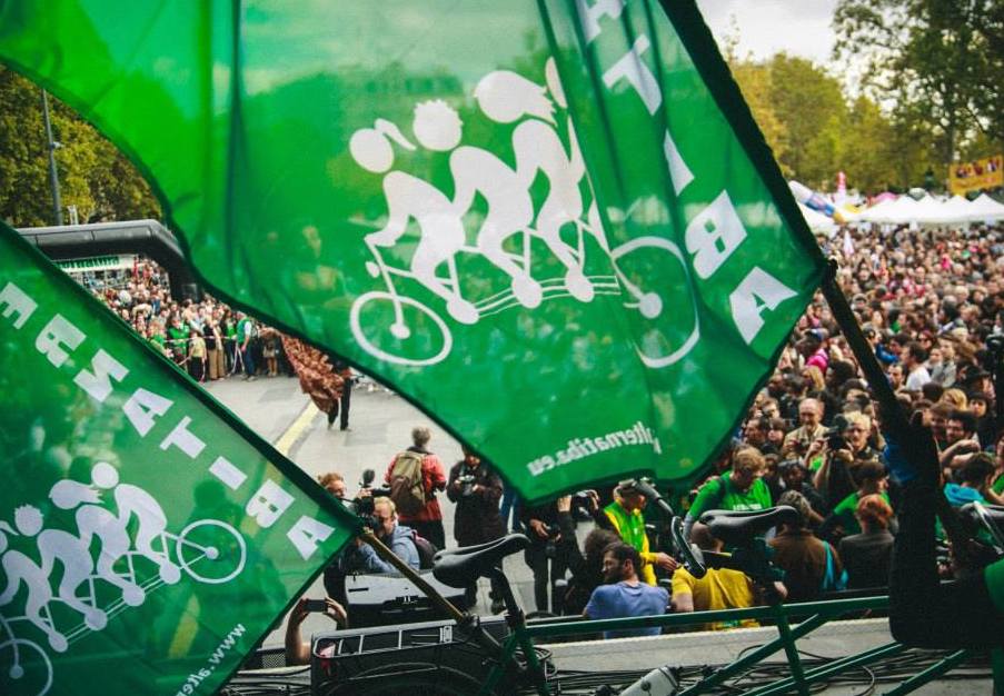 Rassemblement d'Alternatiba à Paris / © Jérémie Wach-Chastel