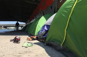 Grande collecte pour les exilés du canal Saint-Denis