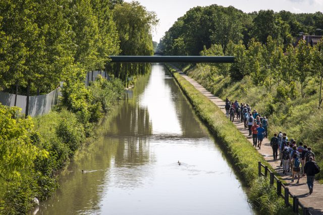 Le canal de l'Ourcq le long du parc forestier de la Poudrerie à Sevran / © Jérômine Derigny pour Enlarge your Paris 