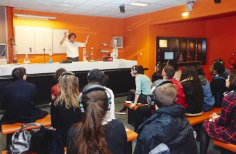 Le Palais de la découverte invente les cours du soir en musique