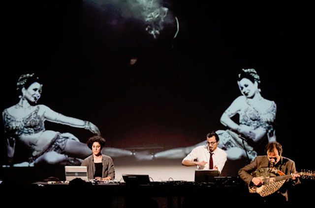 La performance Love and Revenge par La Mirza et Rayess Bek / © Love and revenge