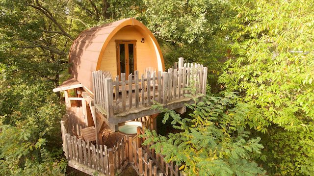 Les cabanes du Bois de Rosoy dans l'Oise / © Bois de Rosoy