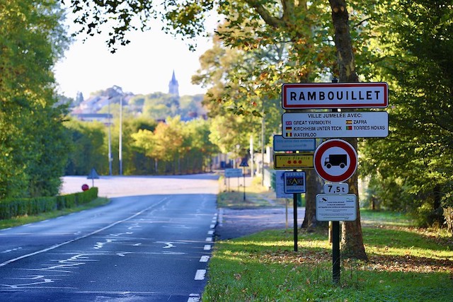 Les Yvelines et Rambouillet font partie des secteurs particulièrement recherchés par les Parisiens et les habitants de petite couronne en quête d'une maison au vert depuis la fin du confinement / © Nicolas DUPREY - CD 78