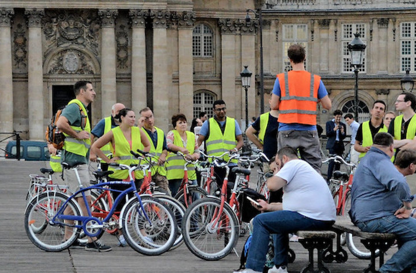 Les vélorues, un dispositif très utile - mais négligé en France - Isabelle  et le vélo