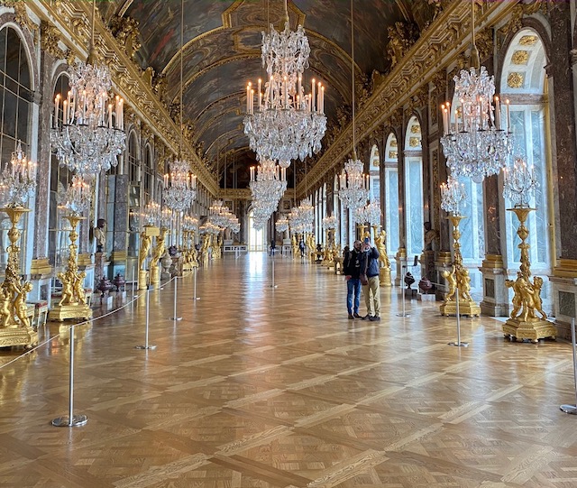 La galerie des Glaces au château de Versailles vidée de ses touristes le 14 octobre dernier / © Jean-Noël Duquenne