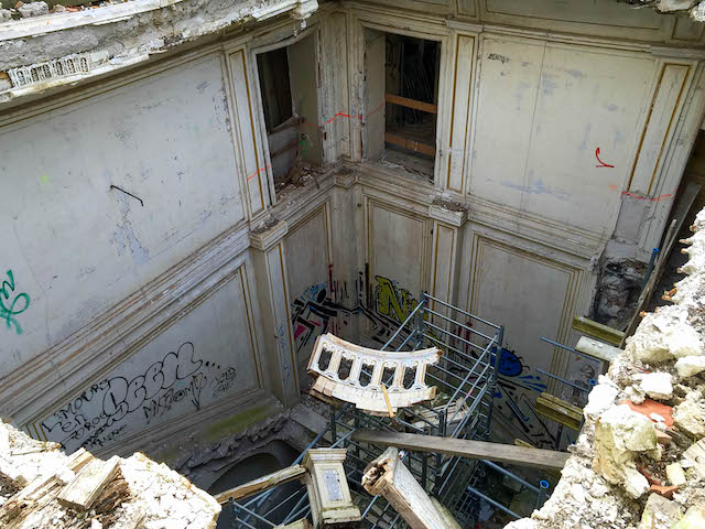 Le château de la duchesse d'Uzès dans les Yvelines / © Julien Fréchin