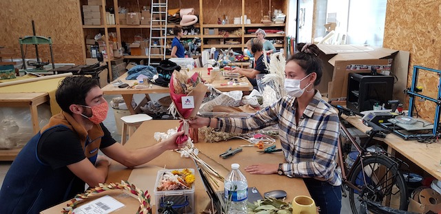 La manufacture solidaire ICI Montreuil qui regroupe une centaine d'artisans a lancé l'opération "J'achète ici" pour Noël / © ICI Montreuil