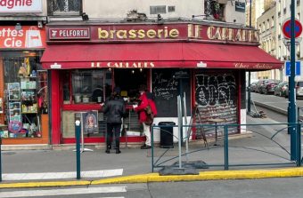 À Pantin, un comptoir de rue pour rompre la solitude