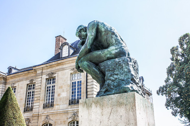 Le Penseur de Rodin dans les jardins de l'hôtel Biron / © Shadowgate (Creative commons - Flickr)