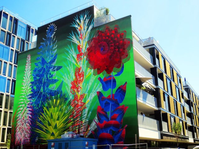 "Extra-Natural", la fresque des artistes Miguel Chevalier et Olivier Costa à Bagneux, a reçu le Pinceau d'or 2020 / © Ville de Bagneux