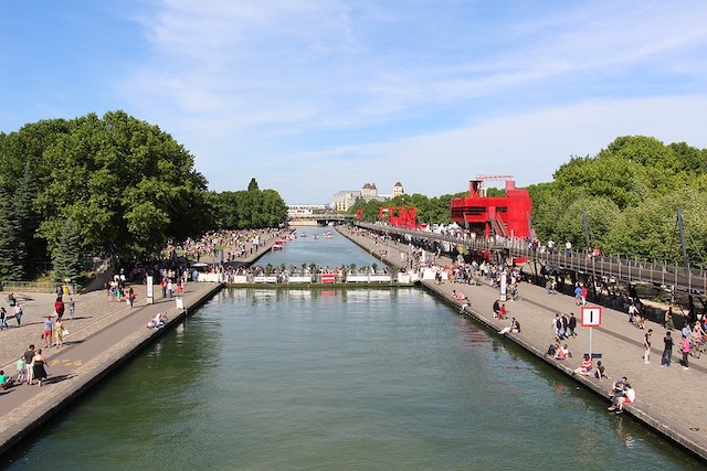 Le parc de La Villette à Paris va accueillir du 18 juin au 26 septembre une Zone d'Urgence Temporaire de la fête / © Fred Romero (Flickr - Creative commons)