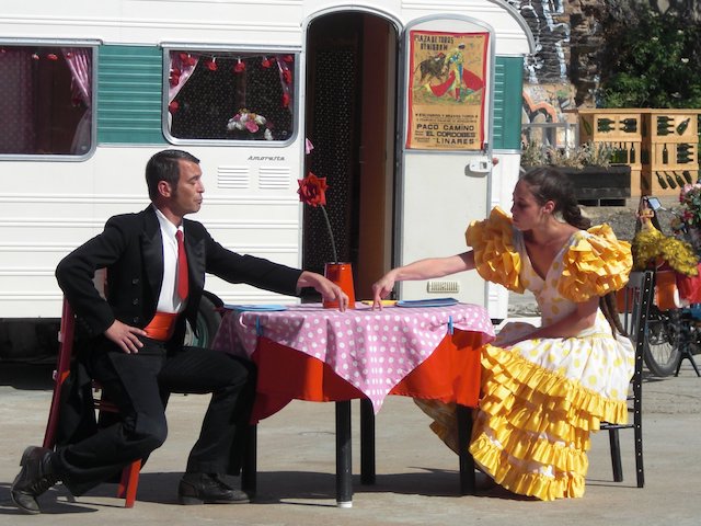 La compagnie Scopitone et Cie participe au festival de théâtre "En bref !" organisé par le Théâtre-Cinéma de Choisy-le-Roi avec au programme des pièces au format court / © Scopitone et Cie