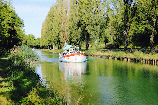 Le canal du Loing / © Mélanie Rostagnat pour Enlarge your Paris