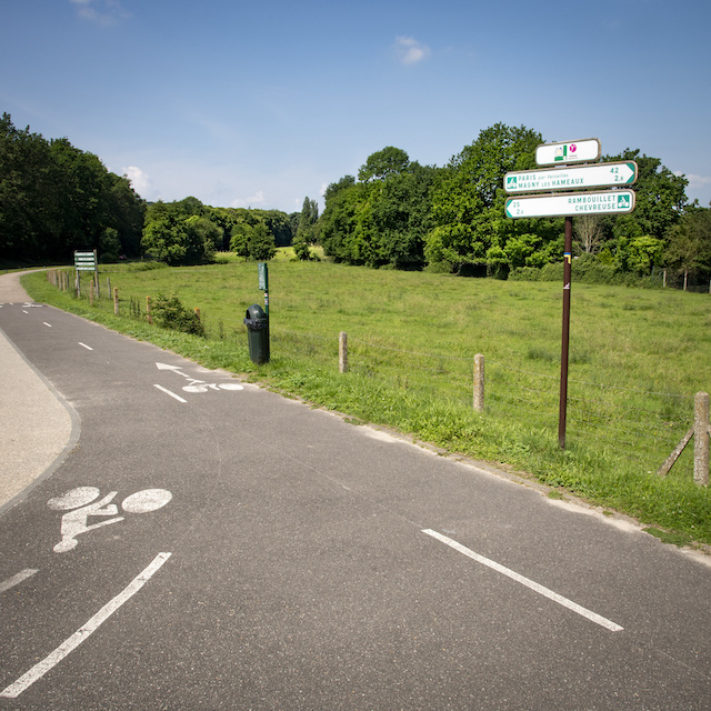 La Véloscénie entre Versailles et Rambouillet /  © Jérômine Derigny pour Enlarge your Paris