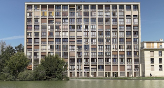 La cité du parc à Meudon où a vécu l'écrivaine Marie Richeux / © Stefan Cornic