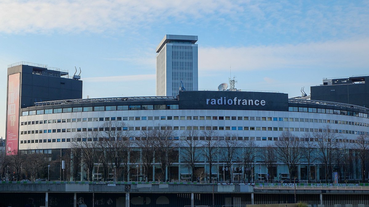 La Maison de la radio et de la musique sur les bords de Seine à Paris / © Asticoco (Wikimedia commons) 