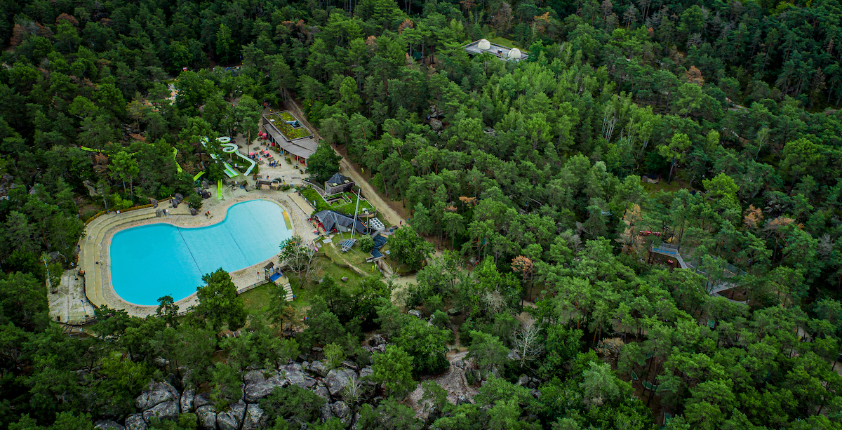 L'île de loisirs de Buthiers en forêt de Fontainebleau / © Adrien Ollive