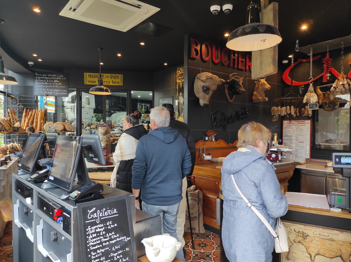 La boucherie-boulangerie ouverte par le chef étoilé Jacky Ribault à Noisy-le-Grand / © Joséphine Lebard pour Enlarge your Paris