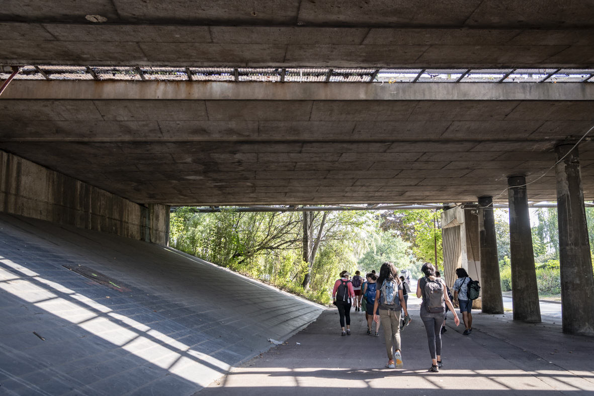 A la sortie du parc Georges-Valbon à La Courneuve / © Jérômine Derigny pour Enlarge your Paris