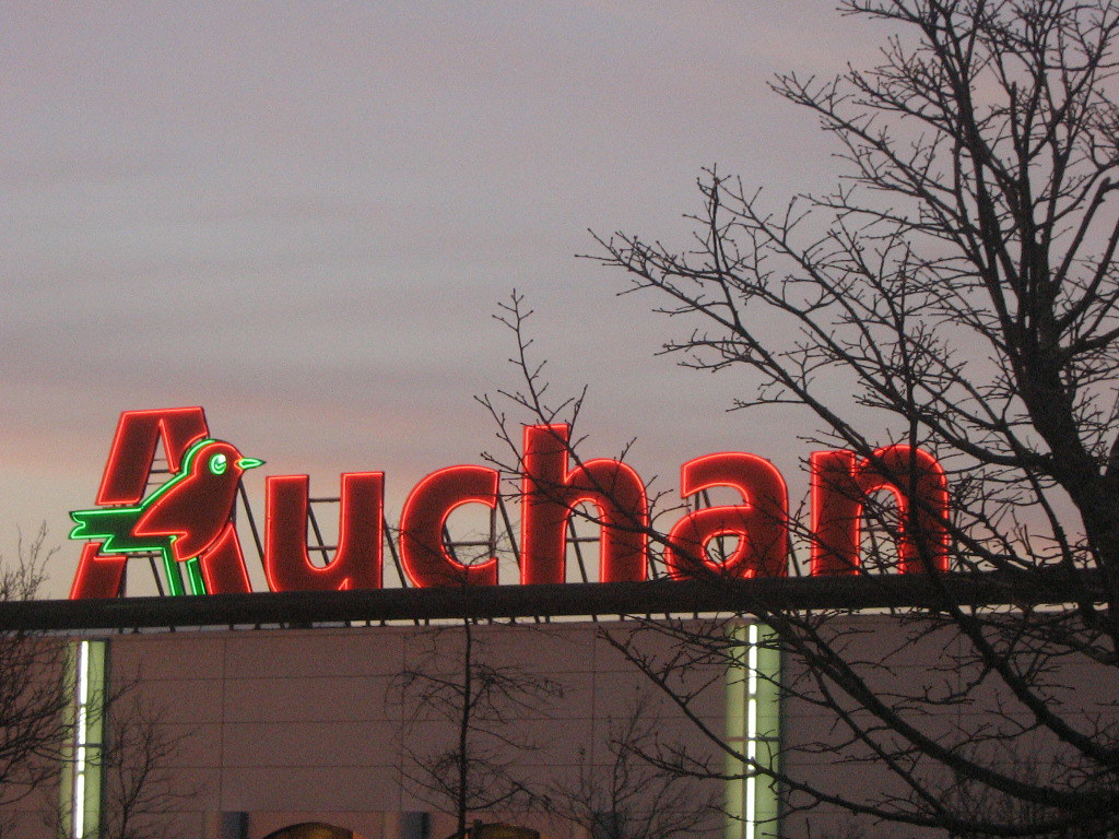 Nommée prix Nobel de littérature 2022, Annie Ernaux vit à Cergy depuis de nombreuses années et situe notamment l'un de ses romans dans l'hypermarché Auchan de la ville / © pierrO (Creative commons - Flickr)