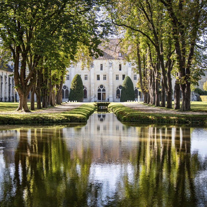 L'abbaye de Royaumont dans le Val-d'Oise / © Jérômine Derigny pour Enlarge your Paris