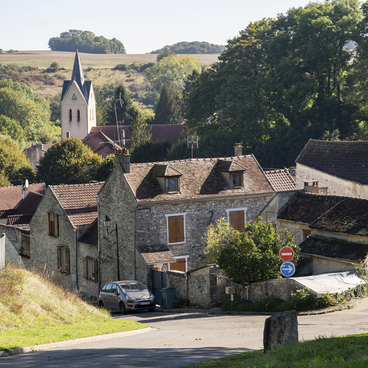 Entre Houdan et Mantes-la-Jolie dans les Yvelines / © Jérômine Derigny pour Enlarge your Paris