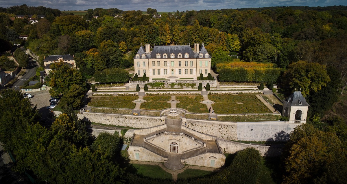 Le Château d'Auvers à Auvers-sur-Oise / © JosselinPx - Le Monocle Production