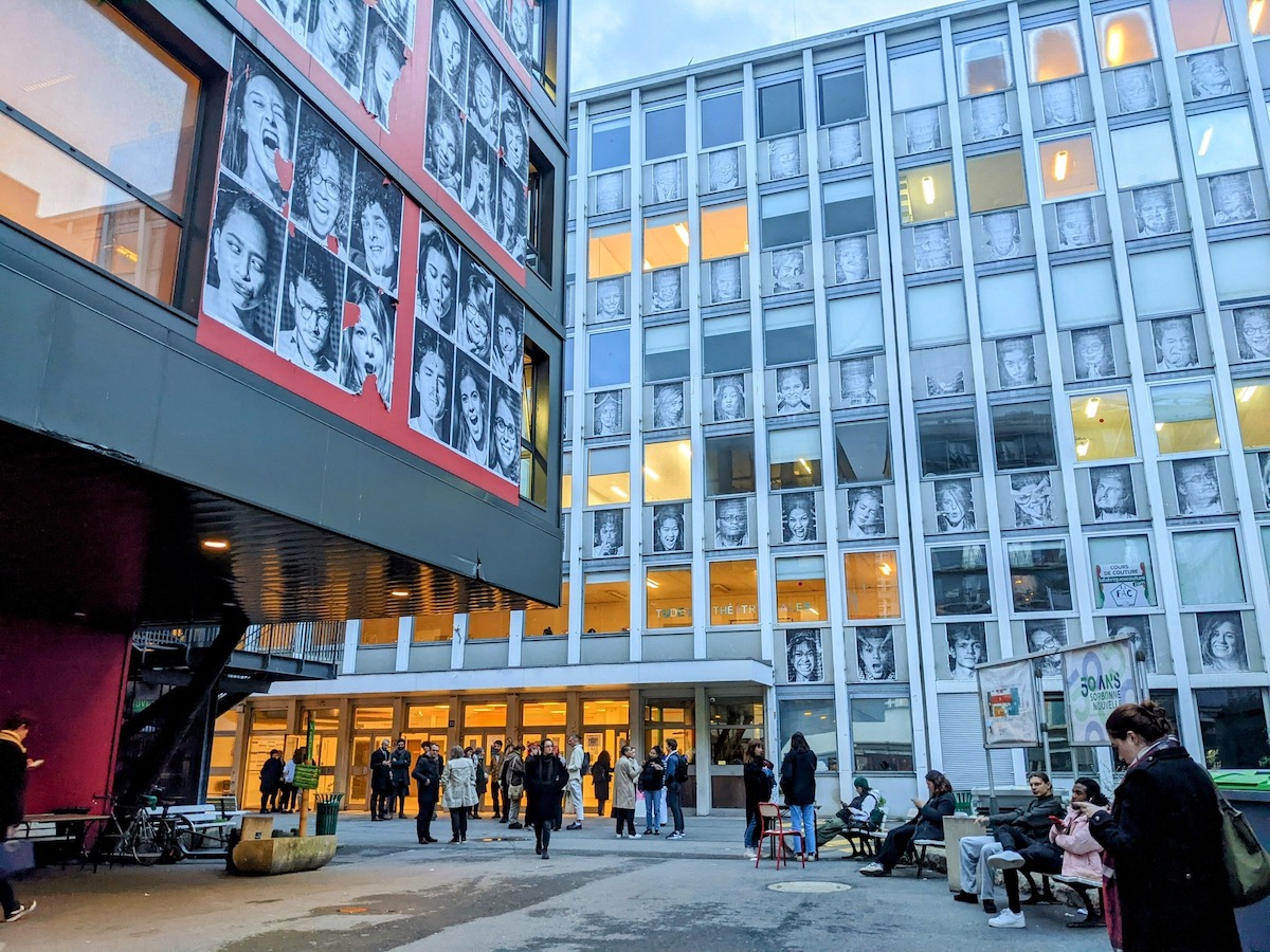 En attente de sa réhabilitation, l'ancien campus de Sorbonne-Nouvelle à Censier va abriter une friche de 25 000 m2 au coeur de Paris / © Yes We Camp