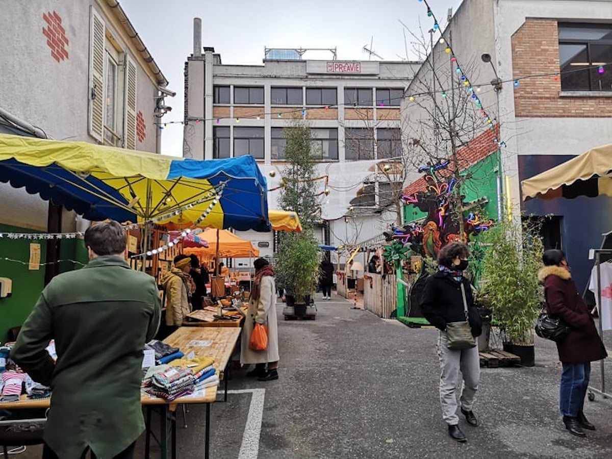 Installée dans une ancienne usine de salaison au Pré-Saint-Gervais, la friche du PréàVie fête ses 4 ans jusqu'au 17 février / © Soukmachines