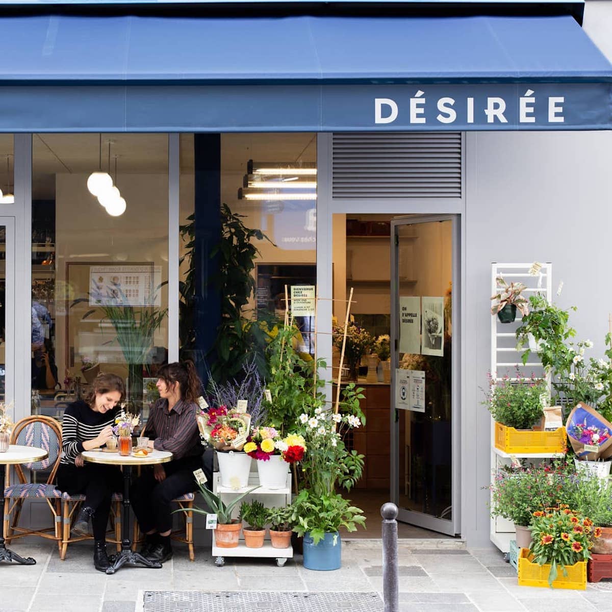 Désirée, à la fois fleuriste et cantine à Paris / © Désirée