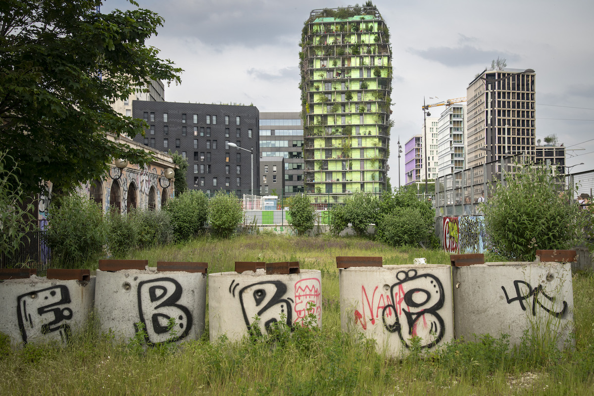 Halte à la gare Massena, avec vue sur la Tour M6B2 / © Jérômine Derigny pour Enlarge your Paris 