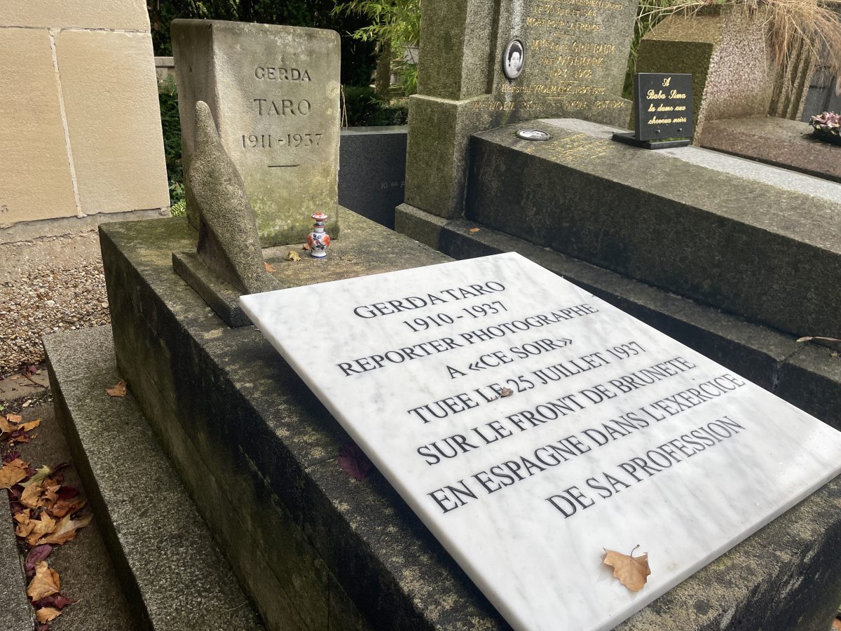 La tombe de Gerda Tar, photo-reporter qi a couvert la guerre d'Espagne / © Virginie Jannière pour Enlarge your Paris