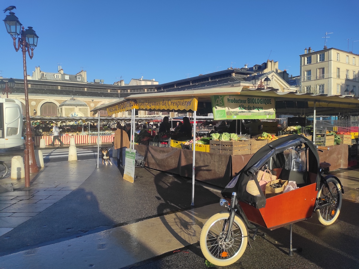 Le marché Notre-Dame à Versailles, désigné plus beau marché d'Île-de-France en 2018 / © Joséphine Lebard pour Enlarge your Paris