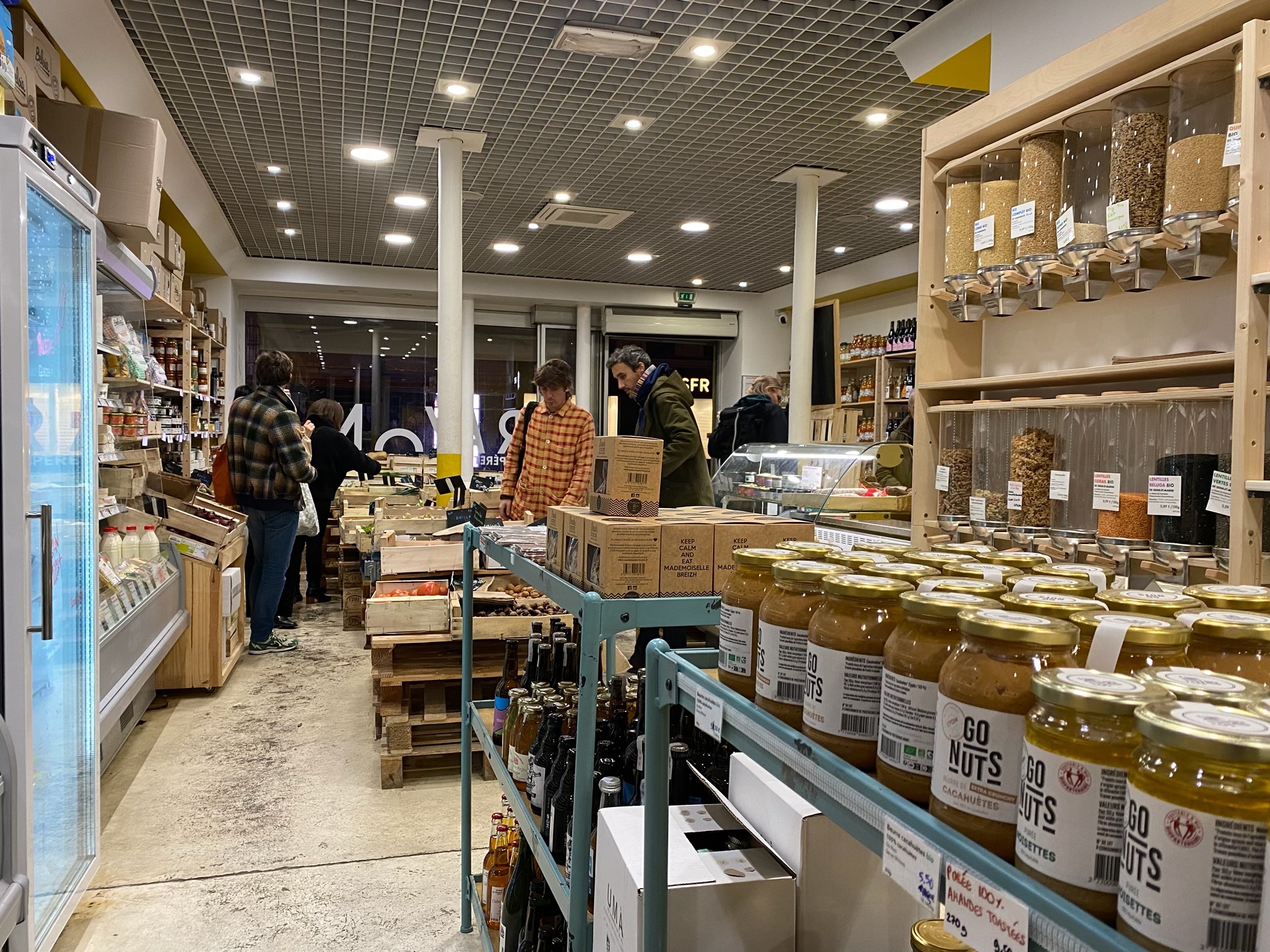 Rayon, l'épicerie-cantine-café de la rue de Rivoli à Paris / © Jérôme Daran