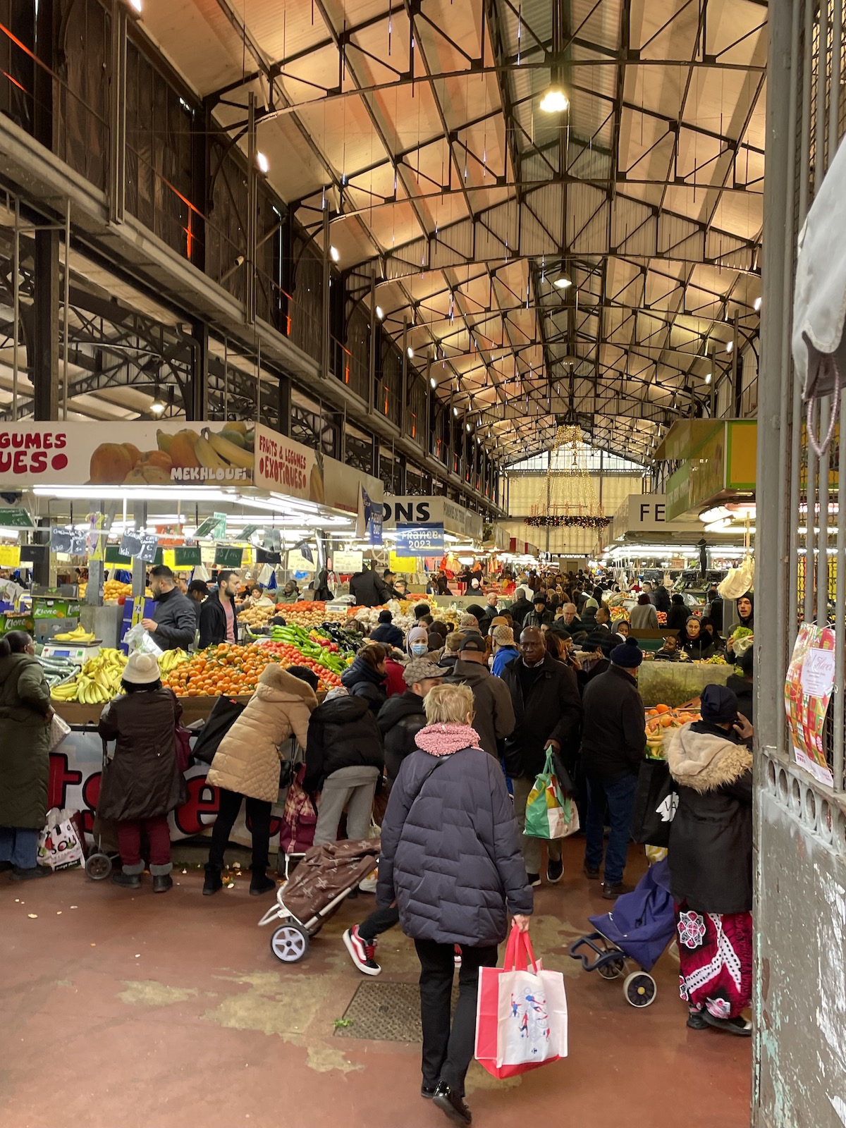 Le marché de Saint-Denis est le plus grand marché d'Île-de-France / © John Laurenson pour Enlarge your Paris