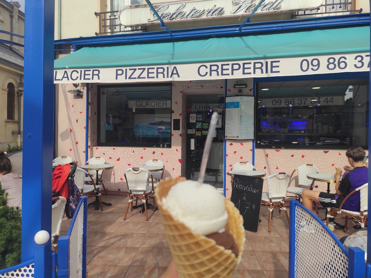 La gelateria Verdi-Pizza Parma à Rosny / © Joséphine Lebard pour Enlarge your Paris