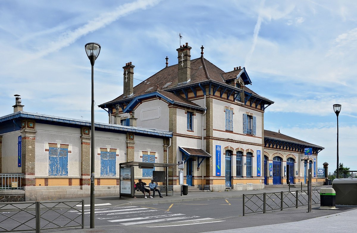 La gare de Rosny-sous-Bois / © JLPC (Wikimedia commons)