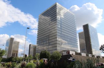 Balade architecturale dans le Grand Paris mitterrandien en sept monuments